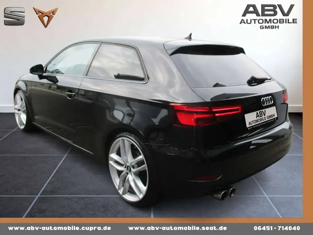 Gebraucht Audi A3 Design 150 PS (110 kW) 2017 Mythosschwarz metallic Kleinwagen