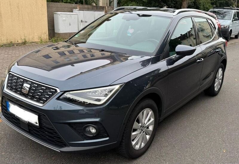 Grau Gebraucht 2020 Seat Arona XCELLENCE SUV | 14.990 € (Guter Preis) - Bild 1/4