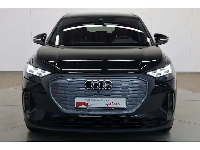 Gebraucht Audi Q4 e-tron Ambiente 210 kW (286 PS) 2025 Mythosschwarz metallic SUV