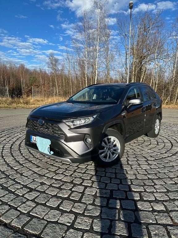 Gebraucht 2020 Toyota RAV4 SUV | 33.900 € (Etwas zu teuer) - Bild 1/4
