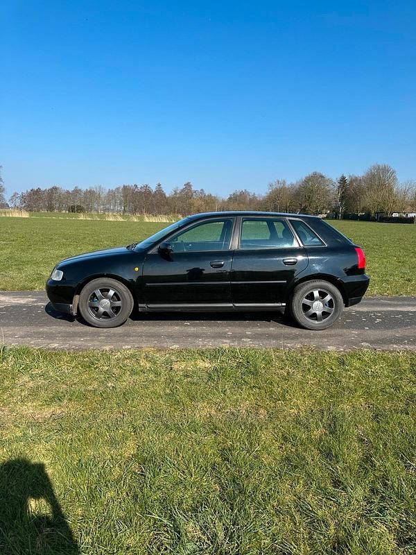 Gebraucht Audi A3 101 PS (74 kW) 1999 Schwarz Kleinwagen