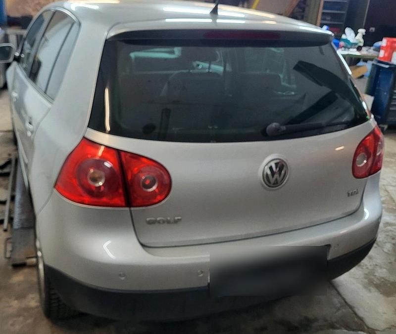 Gebraucht VW Golf VI United 102 PS (75 kW) 2008 Silber Kleinwagen