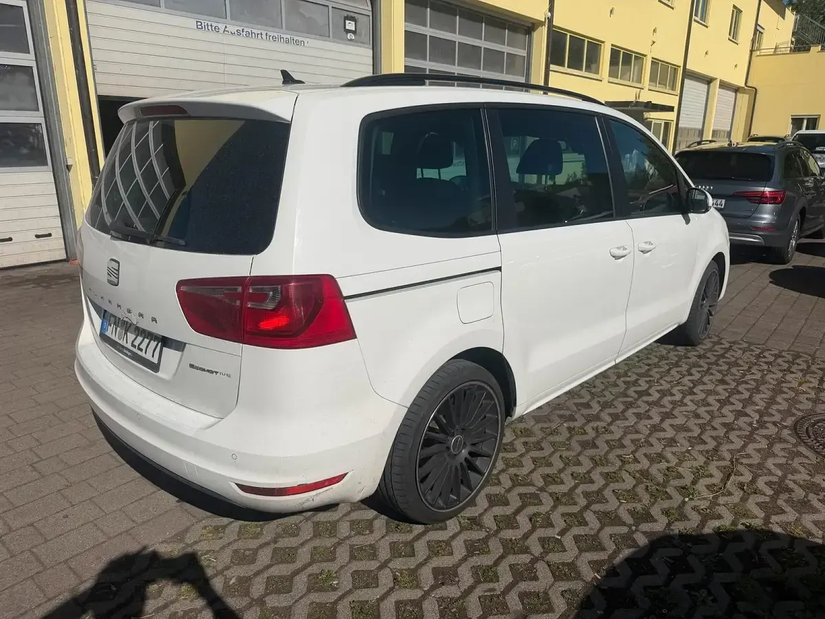 Gebraucht Seat Alhambra 170 PS (125 kW) 2011 Weiß Van / Kleinbus