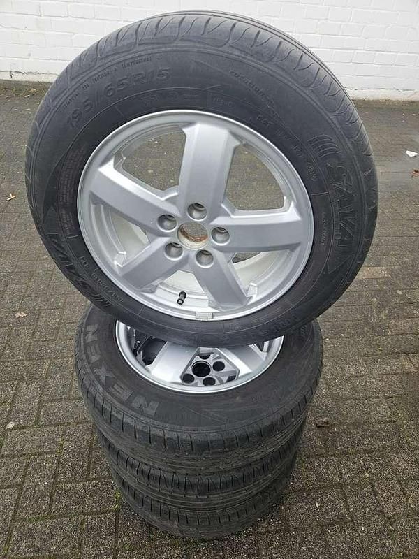 Gebraucht Skoda Octavia Ambiente 102 PS (75 kW) 2001 Brilliantsilbermetallik Kombi