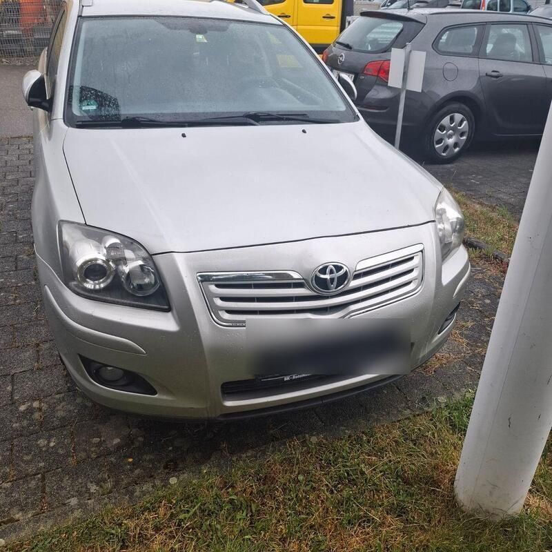 Gebraucht 2007 Toyota Avensis Kombi | 1.650 € (Guter Preis) - Bild 1/4