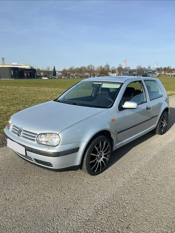 Silber Gebraucht 1999 VW Golf III Basis | 1.999 € (Fairer Preis) - Bild 1/4
