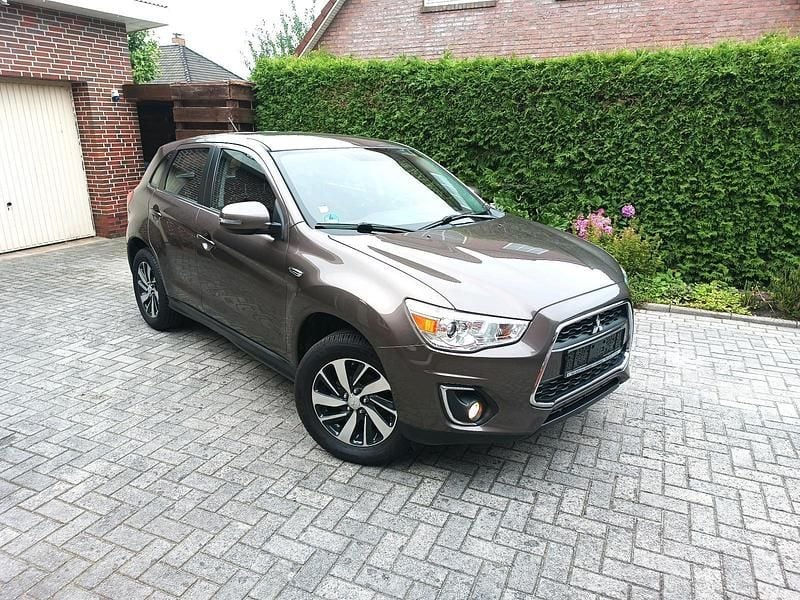 Braun Gebraucht 2016 Mitsubishi ASX SUV | 8.500 € (Guter Preis) - Bild 1/4
