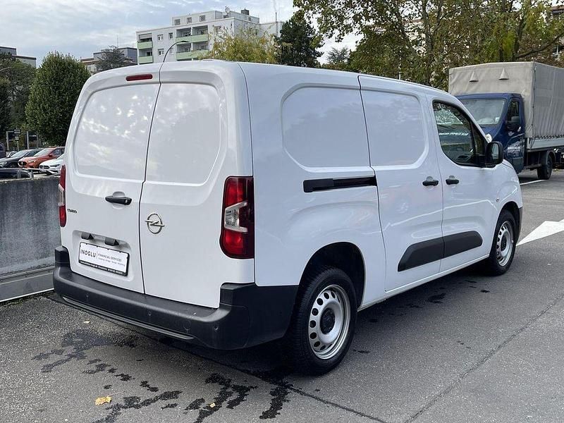 Gebraucht Opel Combo 102 PS (75 kW) 2022 Andere farbe Van / Kleinbus