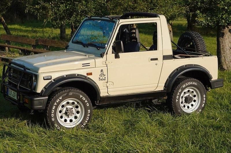 Beige Gebraucht 1992 Suzuki Samurai SUV | 7.500 € - Bild 1/4
