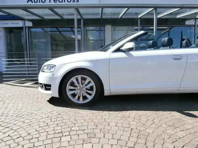 Gebraucht Audi A3 Cabriolet Ambition 105 PS (77 kW) 2011 Weiß Cabrio
