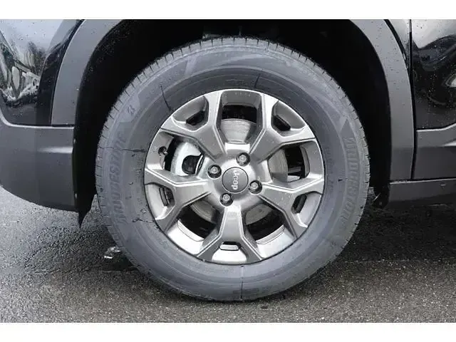 Gebraucht Jeep Avenger Longitude 101 PS (74 kW) 2024 Schwarz SUV