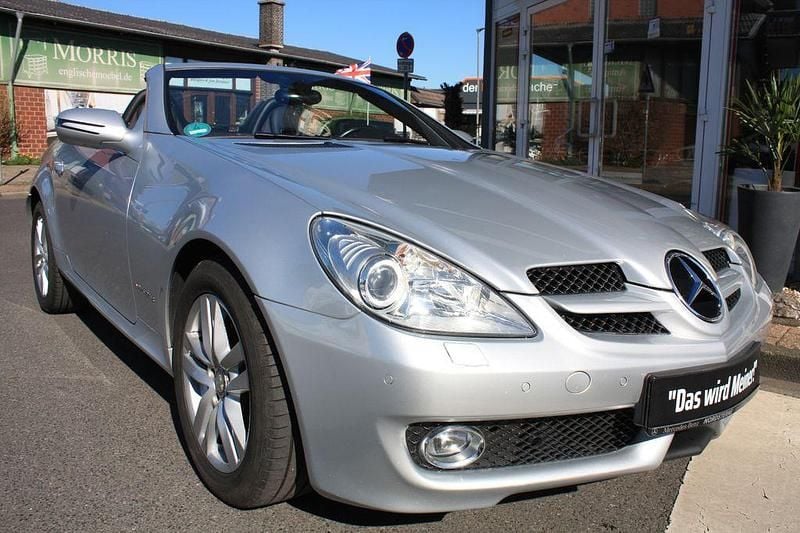 Gebraucht Mercedes SLK200 184 PS (135 kW) 2010 Silber Cabrio