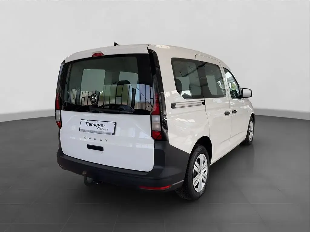 Gebraucht VW Caddy 75 PS (55 kW) 2022 Weiß Van / Kleinbus