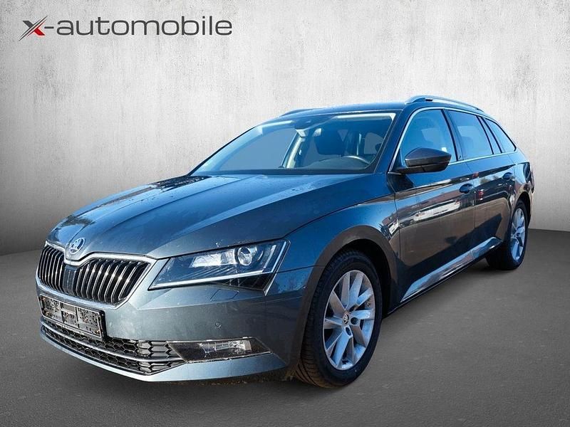 Gebraucht Skoda Superb Style 190 PS (139 kW) 2019 Grau Kombi