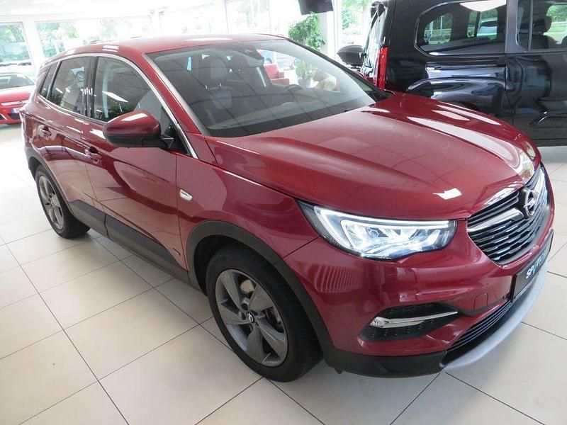 Rot Gebraucht 2021 Opel Grandland X Elegance SUV | 17.980 € (Superpreis) - Bild 1/4