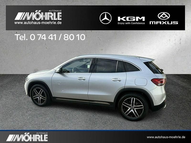 Gebraucht Mercedes GLA200 Progressive 163 PS (119 kW) 2023 Silber SUV