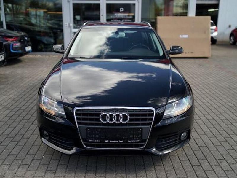 Gebraucht Audi A4 Attraction 120 PS (88 kW) 2011 Schwarz Kombi