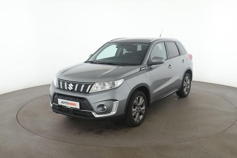 Grau Gebraucht 2019 Suzuki Vitara Comfort SUV | 17.450 € (Guter Preis) - Bild 1/3