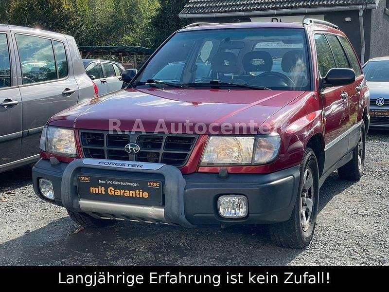 Grün Gebraucht 1997 Subaru Forester SUV | 3.999 € - Bild 1/4