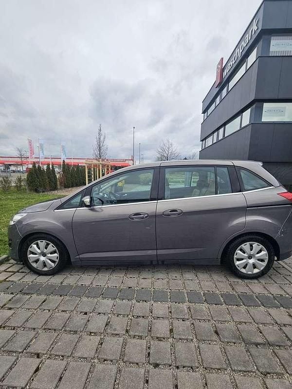 Gebraucht Ford Grand C-Max Titanium 105 PS (77 kW) 2011 Van / Kleinbus