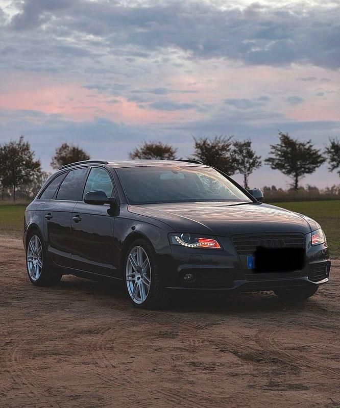 Gebraucht Audi A4 169 PS (124 kW) 2011 Grau Limousine