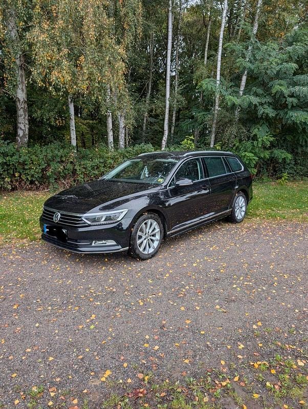 Gebraucht VW Passat Highline 190 PS (139 kW) 2017 Schwarz Kombi