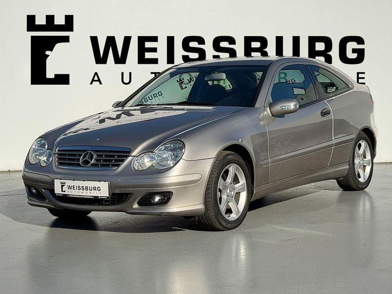 Gebraucht Mercedes C180 143 PS (105 kW) 2006 Silber Coupé