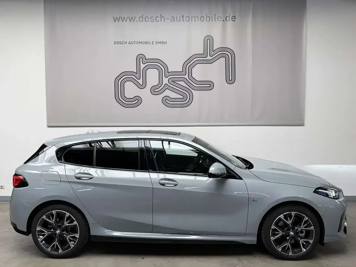 Gebraucht BMW 120 M Sport 163 PS (119 kW) 2025 Brooklyn grau Kleinwagen