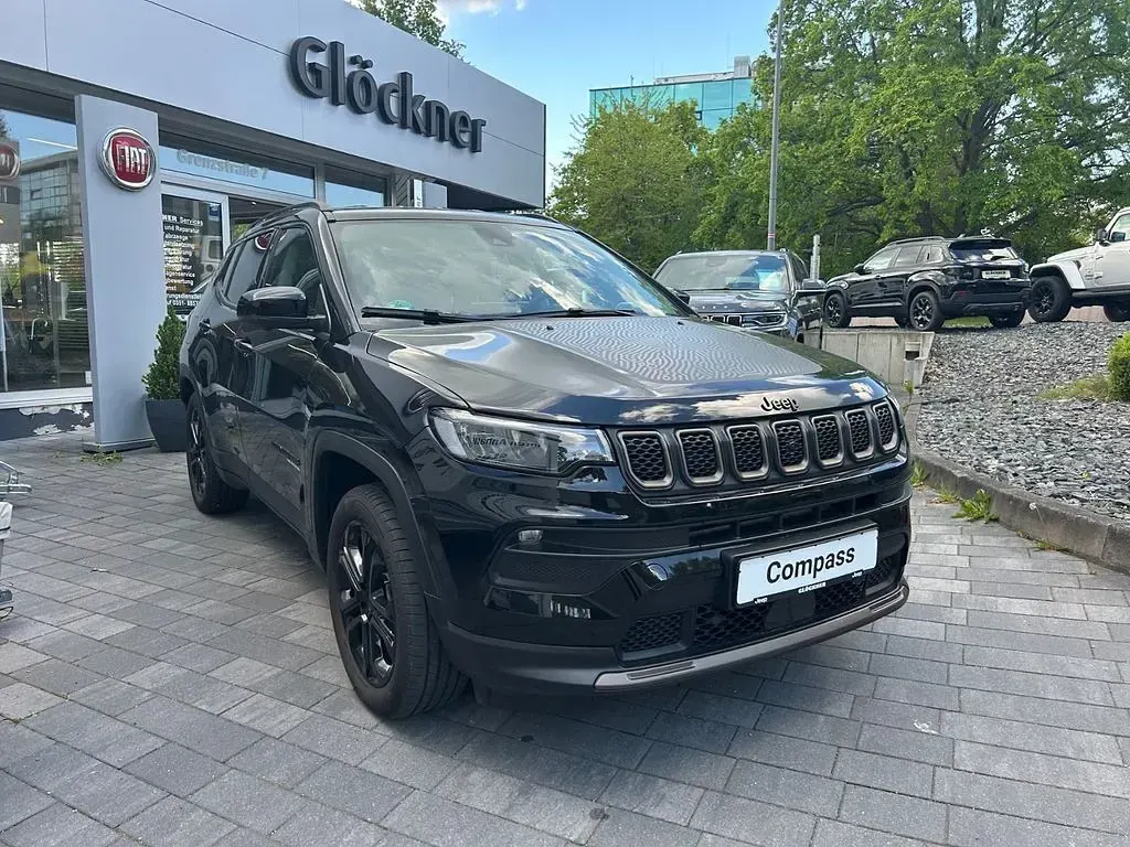 Gebraucht Jeep Compass 131 PS (96 kW) 2023 Schwarz SUV