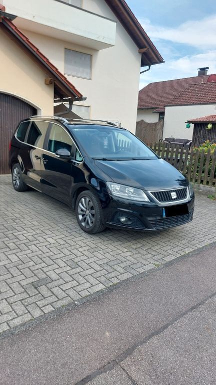 Schwarz Gebraucht 2014 Seat Alhambra I-Tech Van / Kleinbus | 12.900 € (Fairer Preis) - Bild 1/4