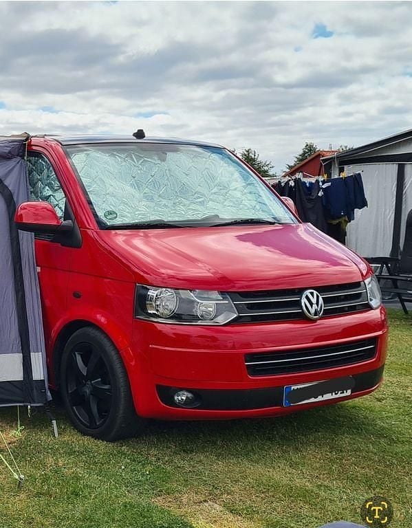 Gebraucht VW T5 131 PS (96 kW) 2009 Rot Van