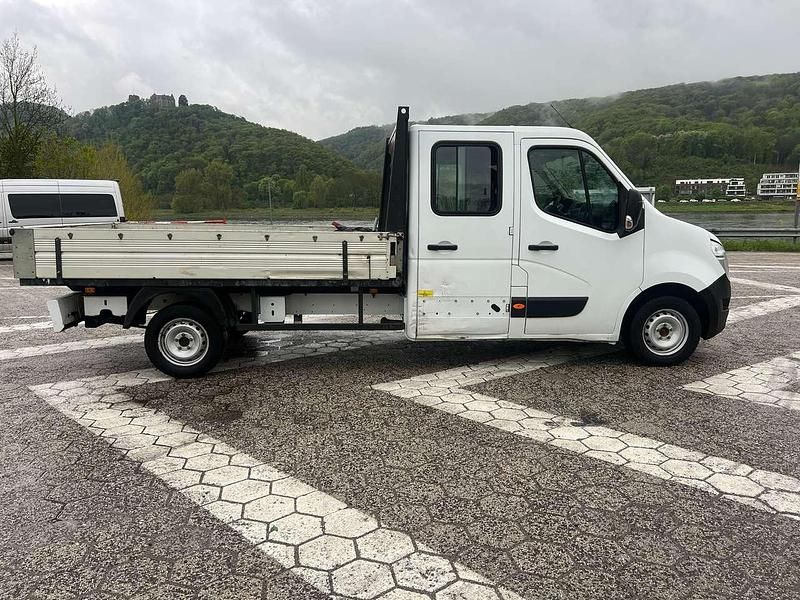 Gebraucht Nissan NV400 131 PS (96 kW) 2018 Weiß Van