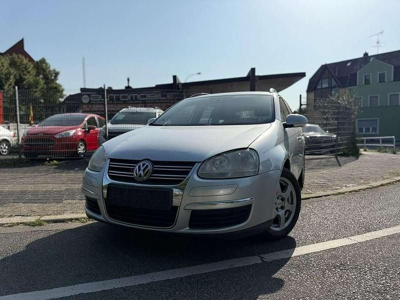 Silber Gebraucht 2007 VW Golf V Comfortline Kombi | 4.490 € (Etwas zu teuer) - Bild 1/4
