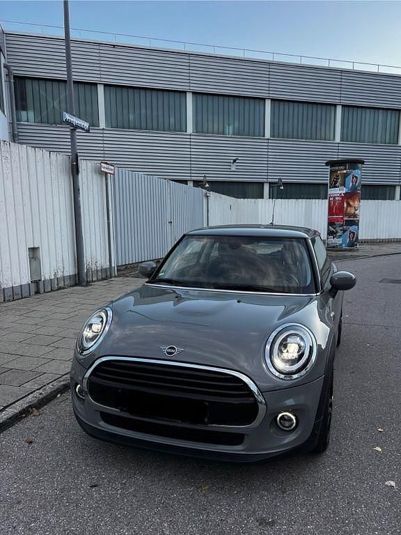 Gebraucht Mini Cooper 136 PS (100 kW) 2019 Grau Kleinwagen