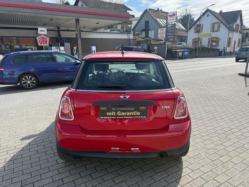 Gebraucht Mini ONE 75 PS (55 kW) 2012 Chili (solar) red Kleinwagen