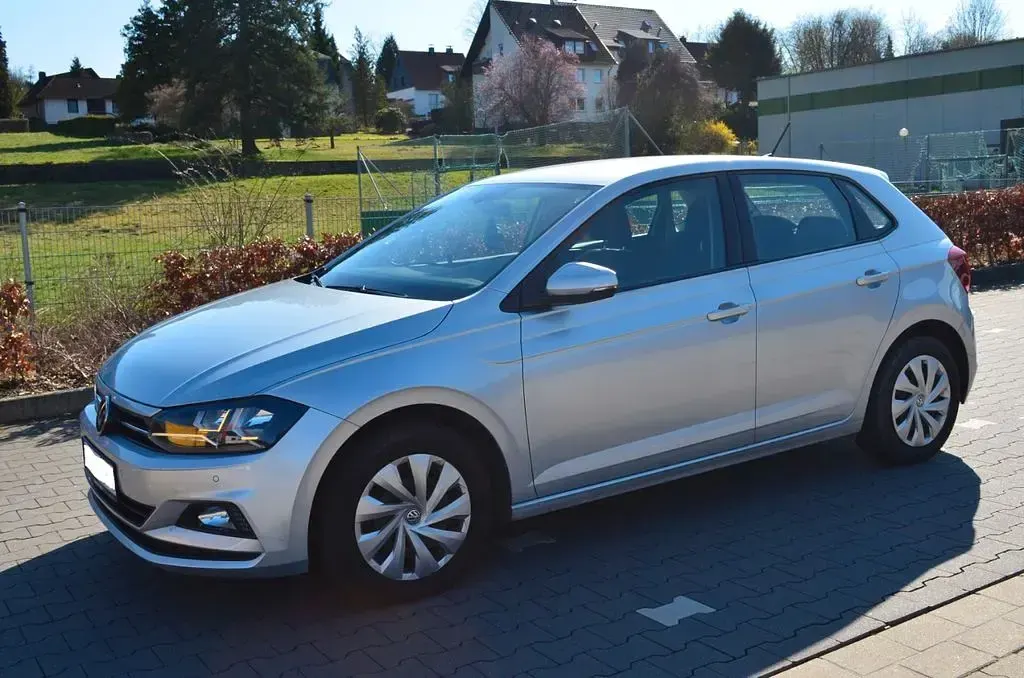 Gebraucht VW Polo United 95 PS (69 kW) 2019 Silber Kleinwagen
