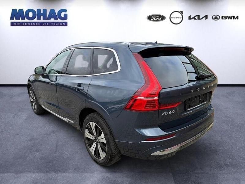 Gebraucht Volvo XC60 Plus 350 PS (257 kW) 2025 Blau SUV