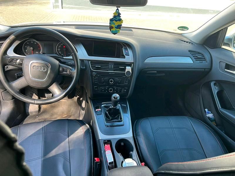 Gebraucht Audi A4 220 PS (161 kW) 2008 Silber Limousine