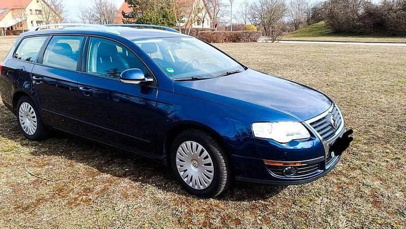 Gebraucht VW Passat Highline 122 PS (89 kW) 2009 Blau Kombi