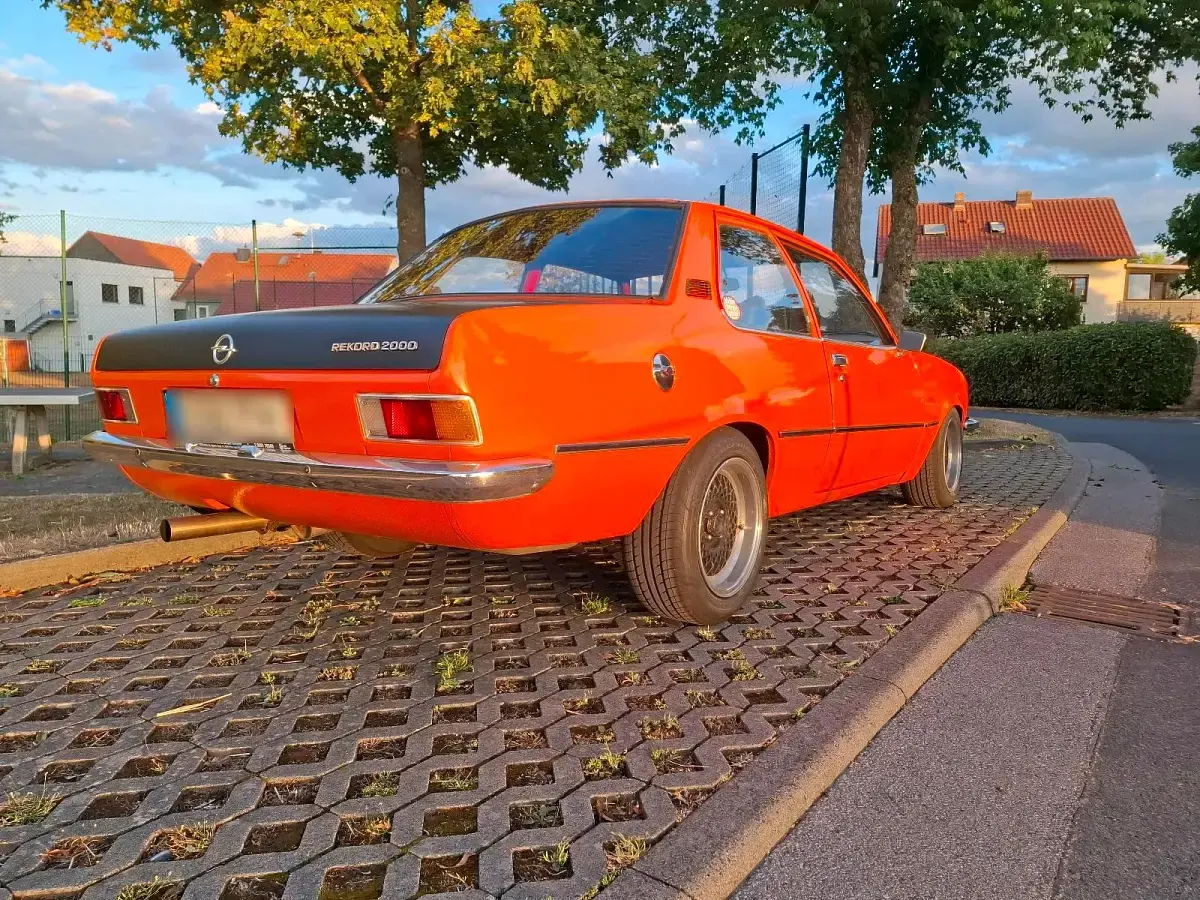 Gebraucht Opel Rekord 101 PS (74 kW) 1977 Orange Limousine