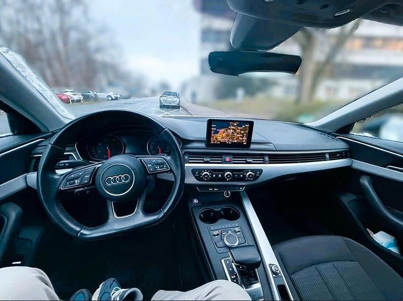 Gebraucht Audi A4 150 PS (110 kW) 2016 Blau Kombi