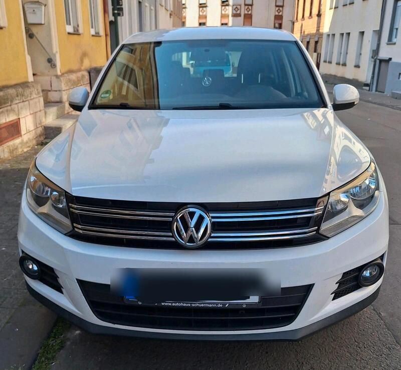 Weiß Gebraucht 2016 VW Tiguan SUV | 11.400 € (Superpreis) - Bild 1/4
