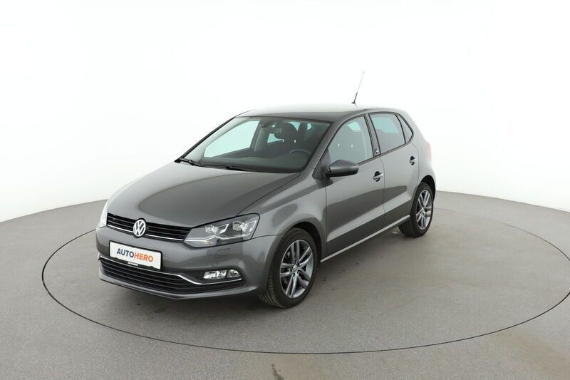 Grau Gebraucht 2017 VW Polo Sound Limousine | 10.720 € (Fairer Preis) - Bild 1/4