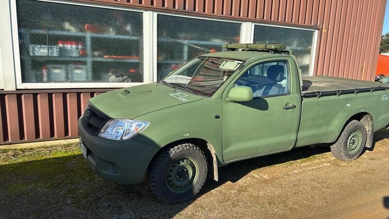 Grün Gebraucht 2009 Toyota HiLux Abholung | 12.950 € (Guter Preis) - Bild 1/4