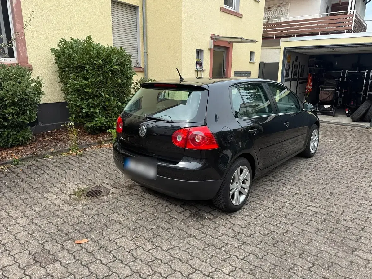 Gebraucht VW Golf V 80 PS (58 kW) 2007 Schwarz Limousine