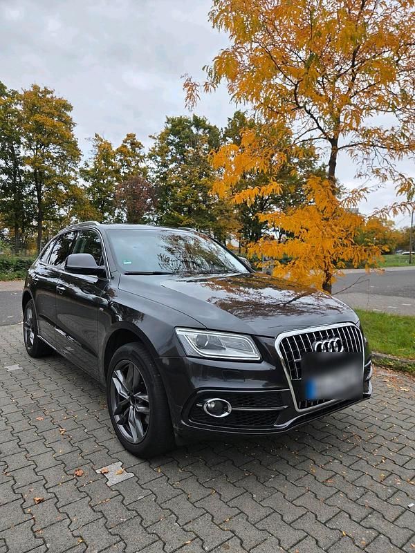 Grau Gebraucht 2015 Audi Q5 S-Line SUV | 19.200 € - Bild 1/4