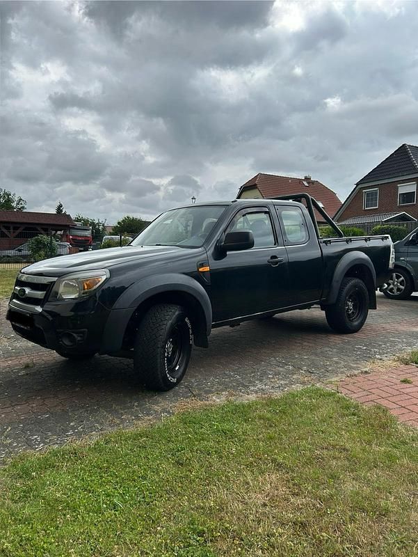 Schwarz Gebraucht 2010 Ford Ranger Abholung | 6.000 € (Fairer Preis) - Bild 1/4
