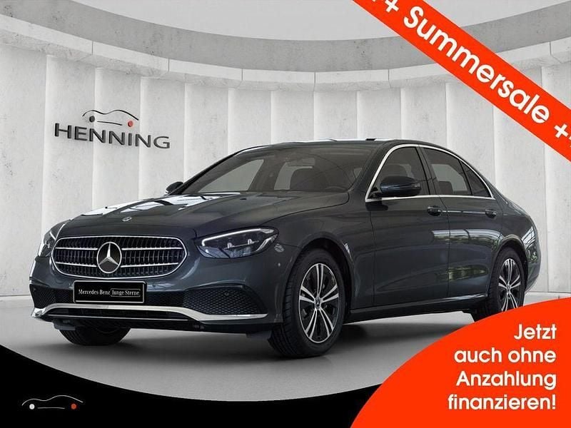 Grau Gebraucht 2022 Mercedes E200 Avantgarde Limousine | 37.880 € (Fairer Preis) - Bild 1/4
