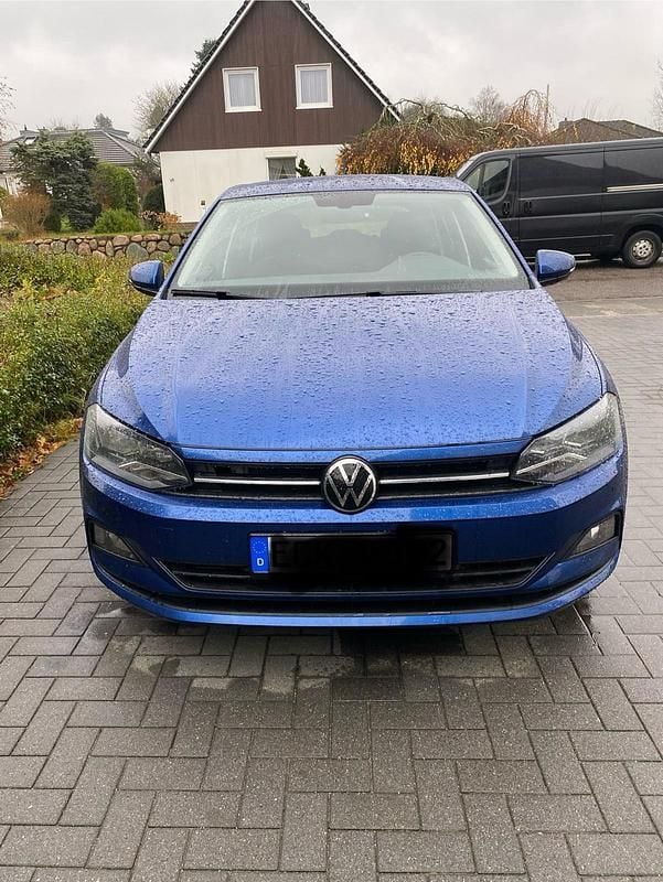 Blau Gebraucht 2021 VW Polo Kleinwagen | 15.000 € (Superpreis) - Bild 1/4