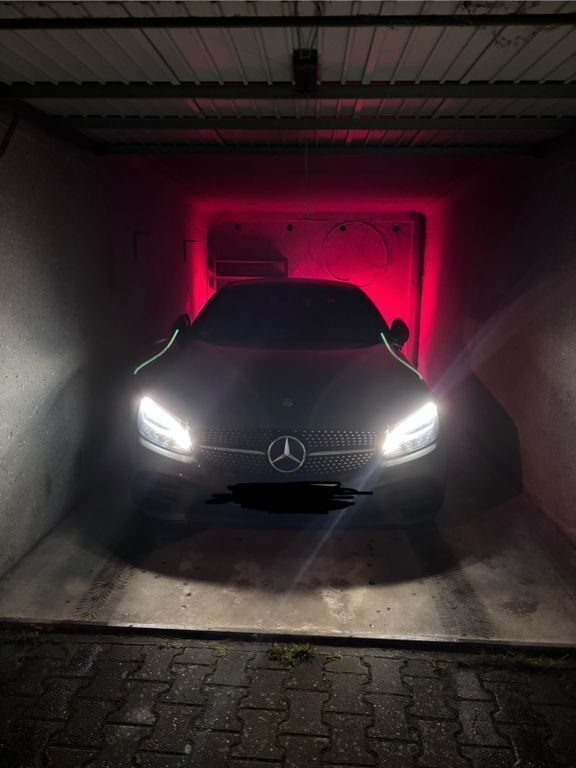 Grau Gebraucht 2019 Mercedes C200 Coupé | 29.500 € (Fairer Preis) - Bild 1/4